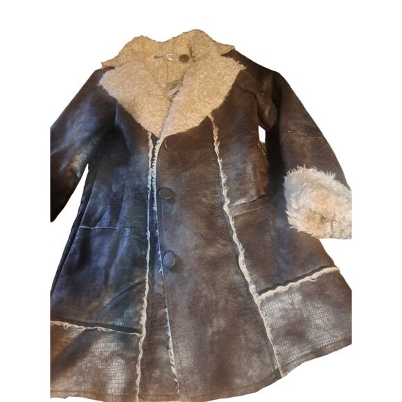 SALE! NWT- Size Small MonoReno Faux Sherpa Lined & Leather Brown Snakeskin Coat - Picture 2 of 10